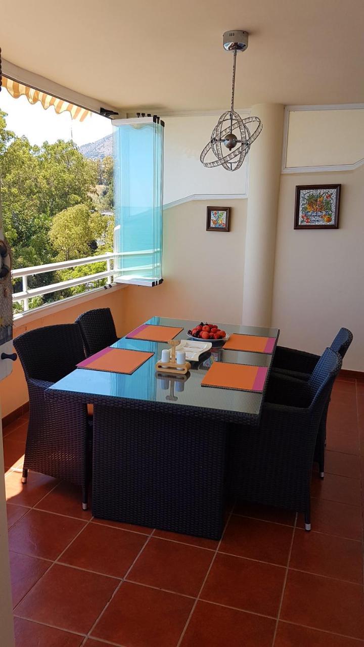 Apartamento Costa Quebrada Residencial 1 *